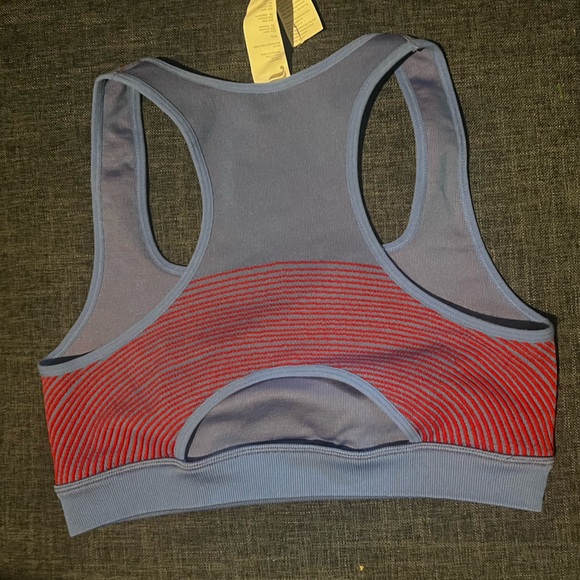Fabletics “Crystal Blue and Lipstick Red” Star Sports Bra. Size large. NWOT. - Picture 5 of 8